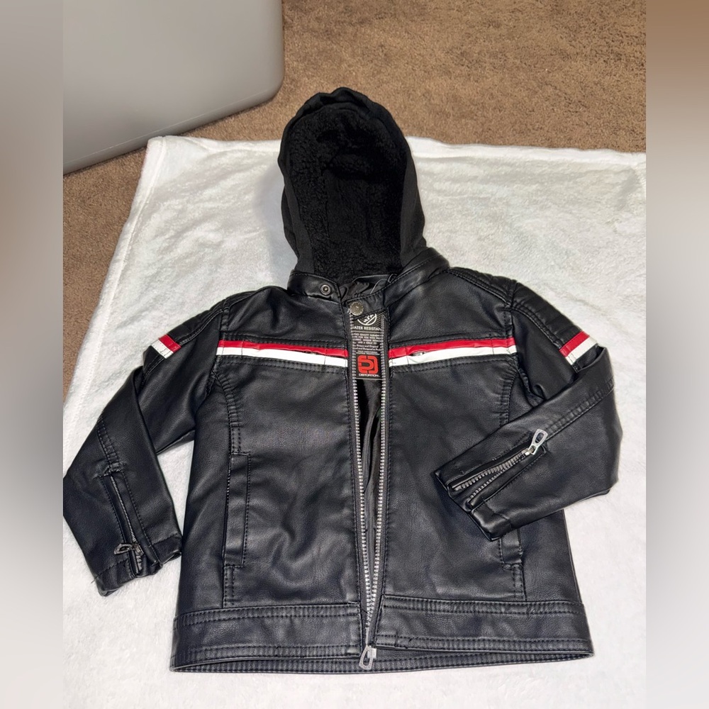 NWT SIZE 4 leather jacket